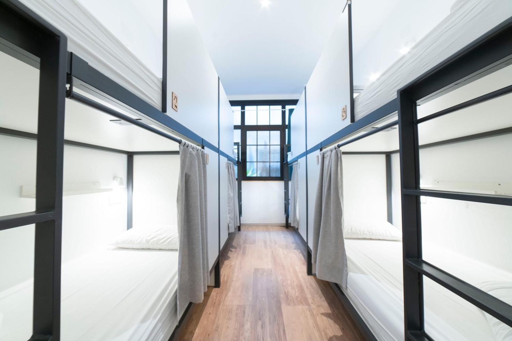 Koba Hostel Сан Себастиан Екстериор снимка