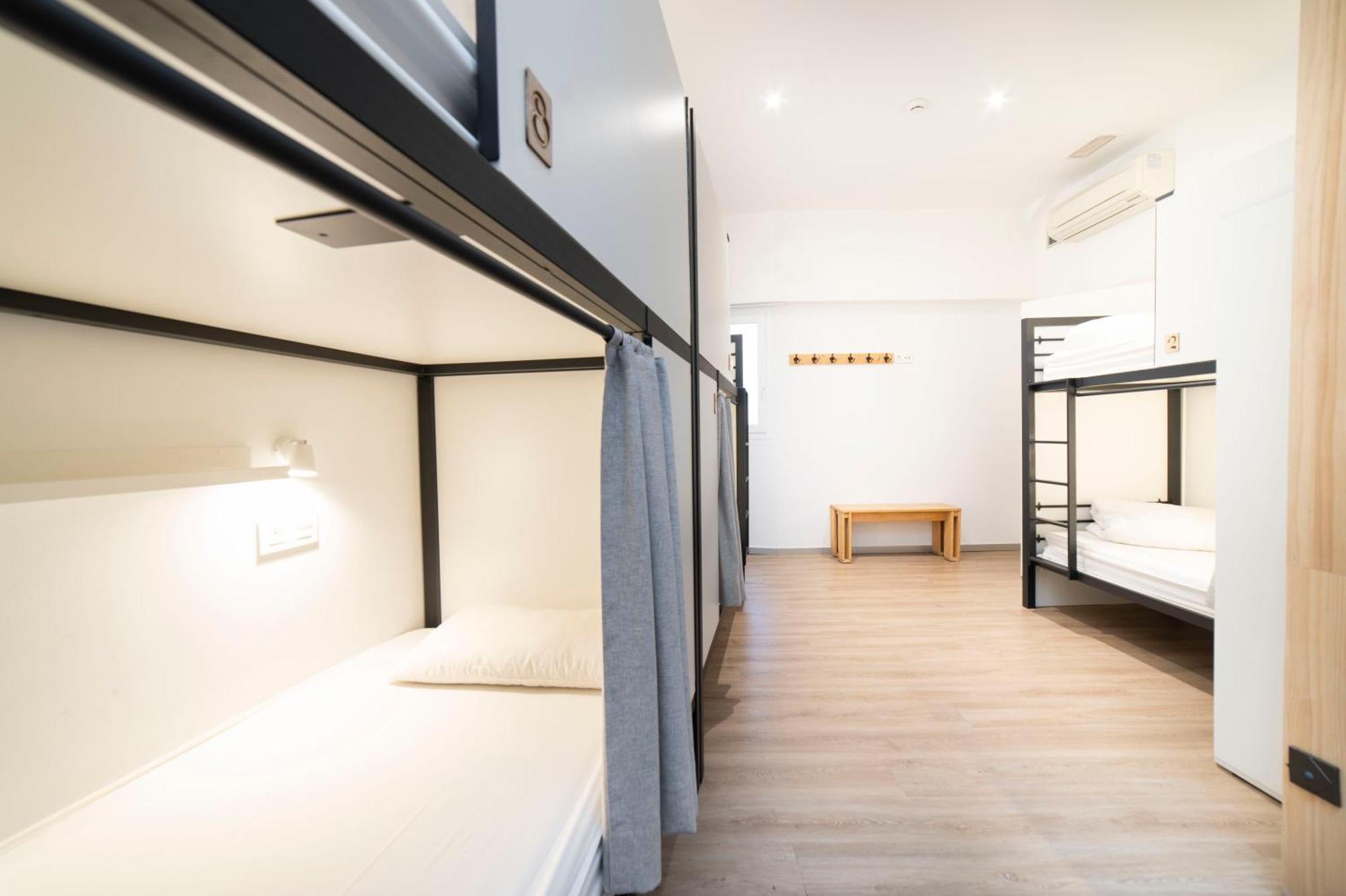 Koba Hostel Сан Себастиан Екстериор снимка