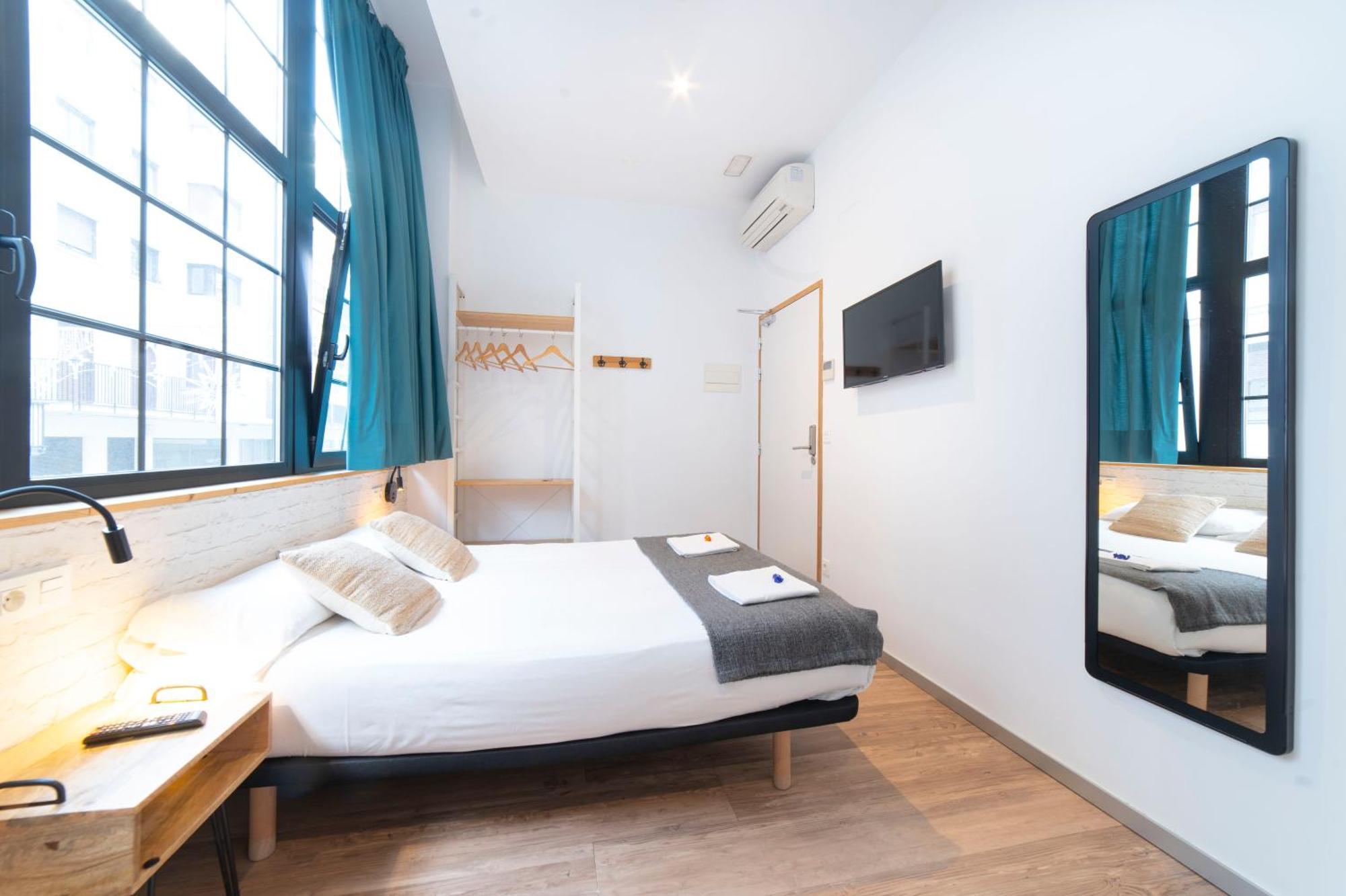 Koba Hostel Сан Себастиан Екстериор снимка
